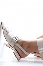 Mixed Brands - Flat Buckle Shoe 2747 - Beige