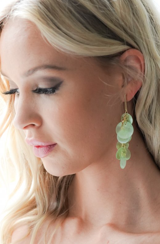 Mixed Brands - Earrings Seashell 666600 - Green