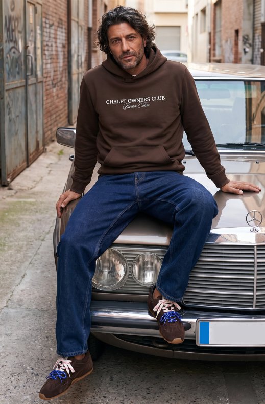 Baron Filou - Backprint Poster Hoodie Filou 183 Chalet Owners Club - Chocolate Brown