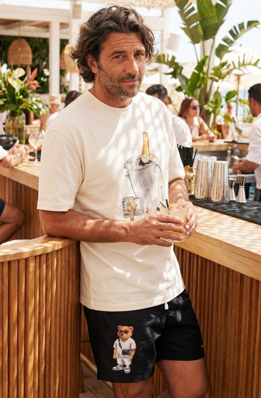 Baron Filou - Oversized Backprint T-Shirt Baron Beach Bill - Off-White