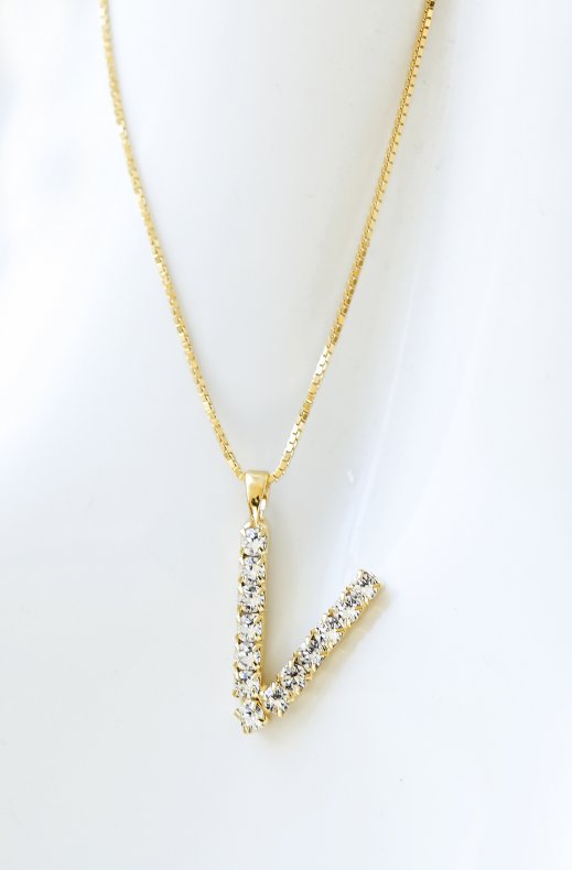Caroline Svedbom - Letter Necklace V - Gold Crystal