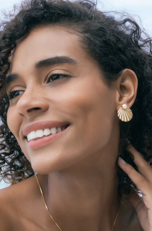 Caroline Svedbom - Milos Earrings Gold