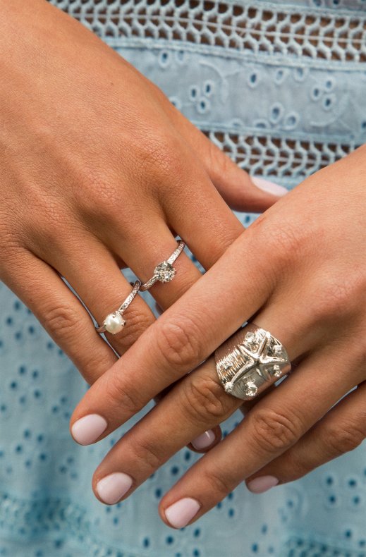 CAROLINE SVEDBOM - STARFISH RING RHODIUM CRYSTAL