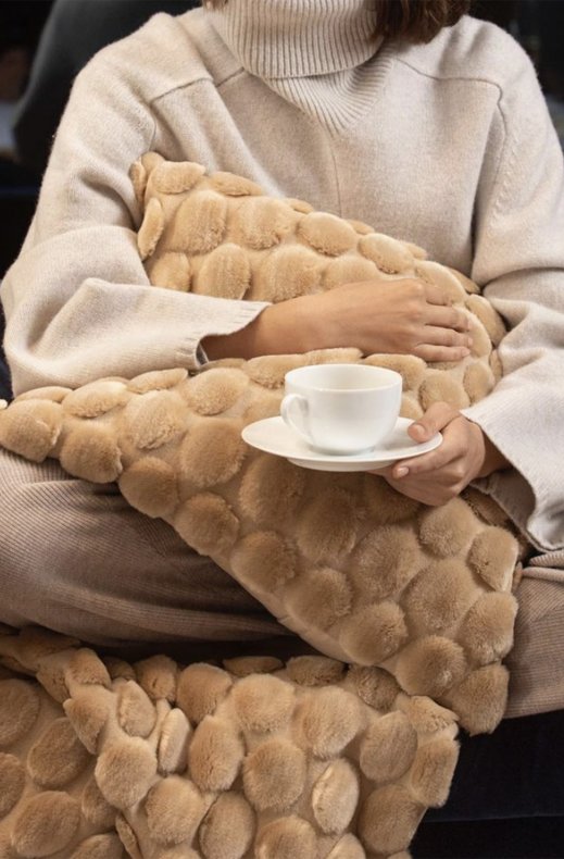 Ceannis - Egg Cushion - Beige