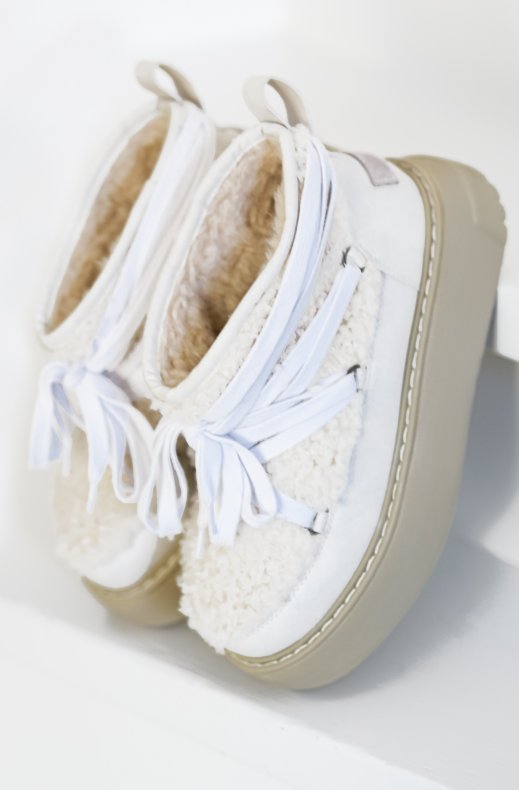 Colors of California - Furry Boot Sneaker Sole White BLAST05