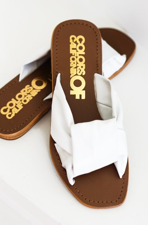 Colors of California - Leather Sandal with Knot White