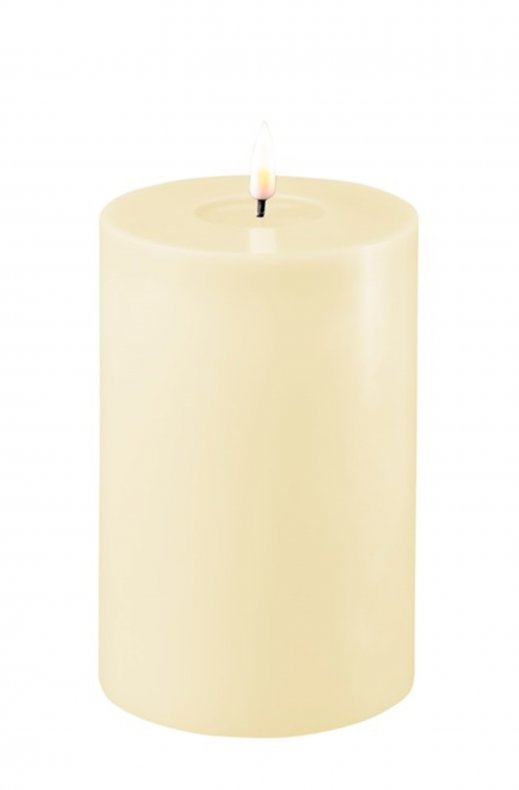 Deluxe Homeart - Led Candle 10x15 cm Cream Indoor