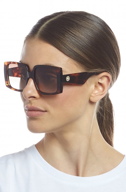 Le Specs - Glo Letter - Tortoise with warm smoke grad lens