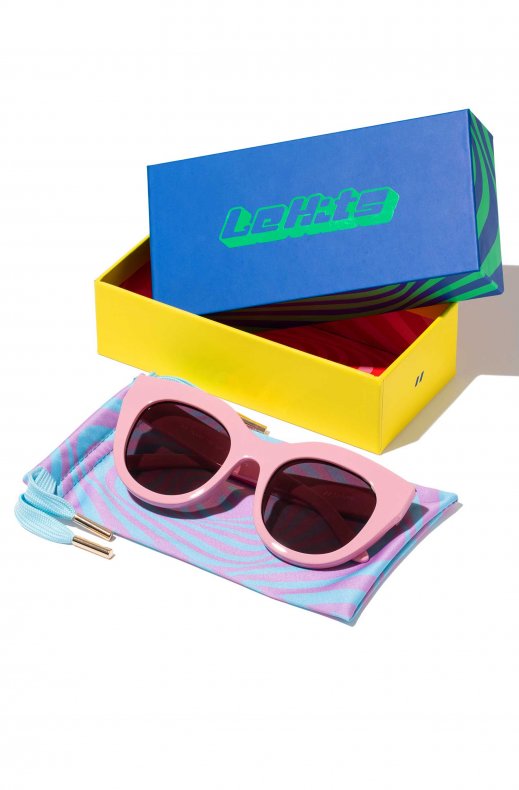 Le SPecs Le Hitz Air Heart Limited Edition . Candy Pink with Smokey Brown Mono Lens