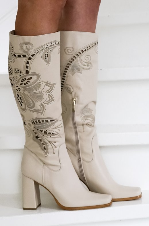 Lestrosa - Cut-Out Boot Beige