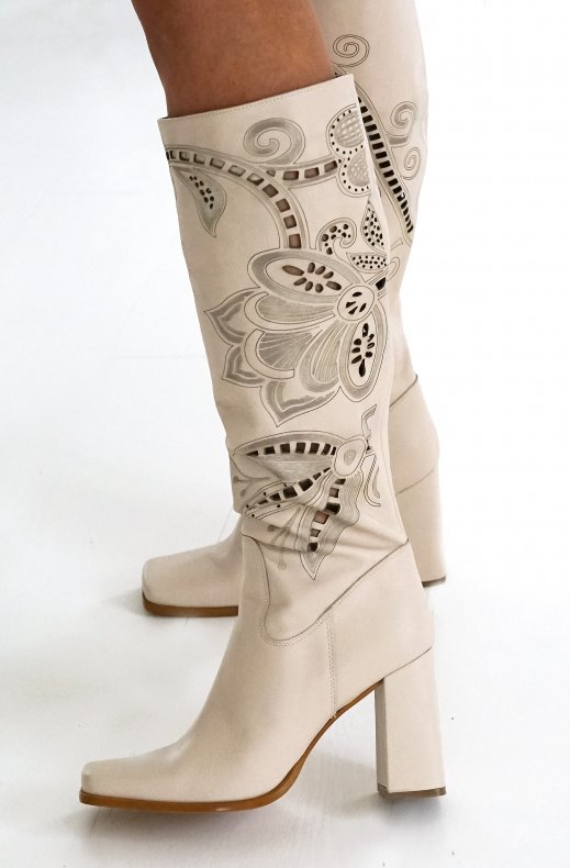 Lestrosa - Cut-Out Boot Beige