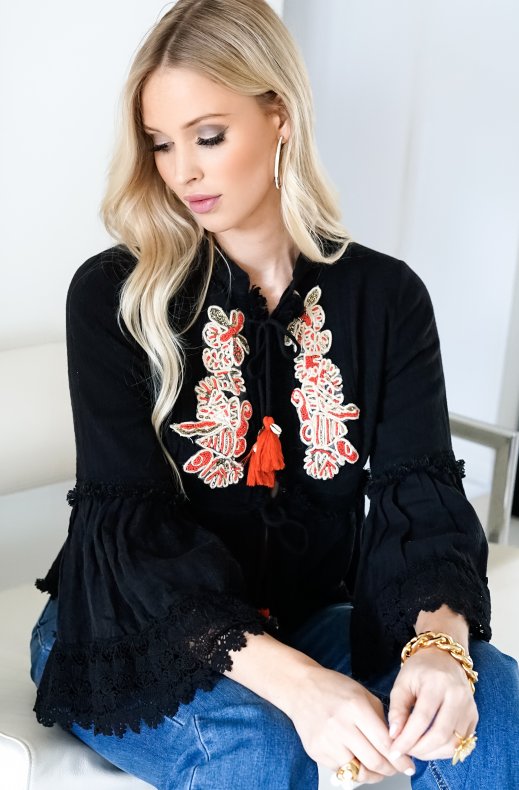 Lola Casademunt - Top with Trumpet sleeve 22360004 - Black