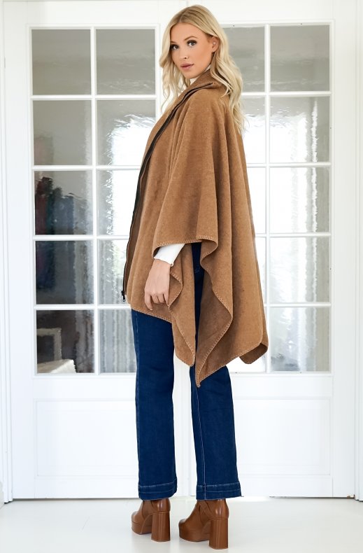Mixed Brands - Cape Rollneck with zip - Brown