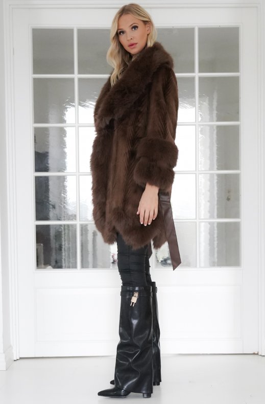 Mixed Brands - Elegant faux fur coat with belt 29240 - Brown