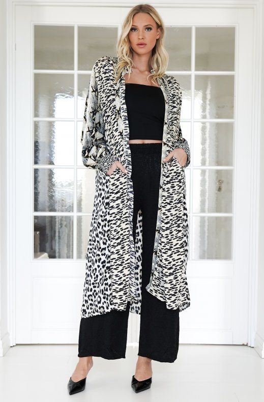 Mixed Brands - Caftan Patch Leo - Black