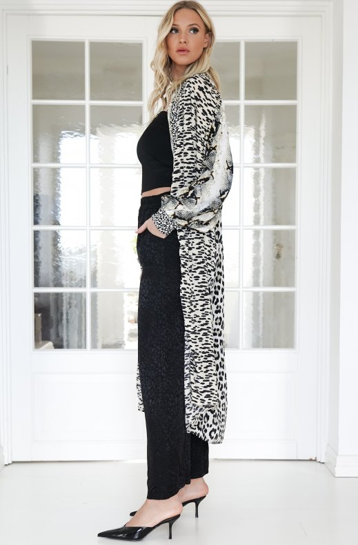 Mixed Brands - Caftan Patch Leo - Black