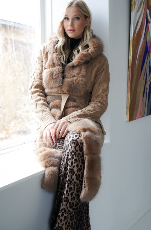 Plain Vanilla - Knitted Cardigan/Jacket with Faux Fur - Camel