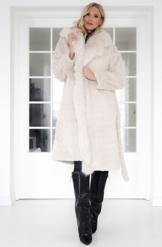 Plain Vanilla - Knitted Coat with Faux Fur - Winter White