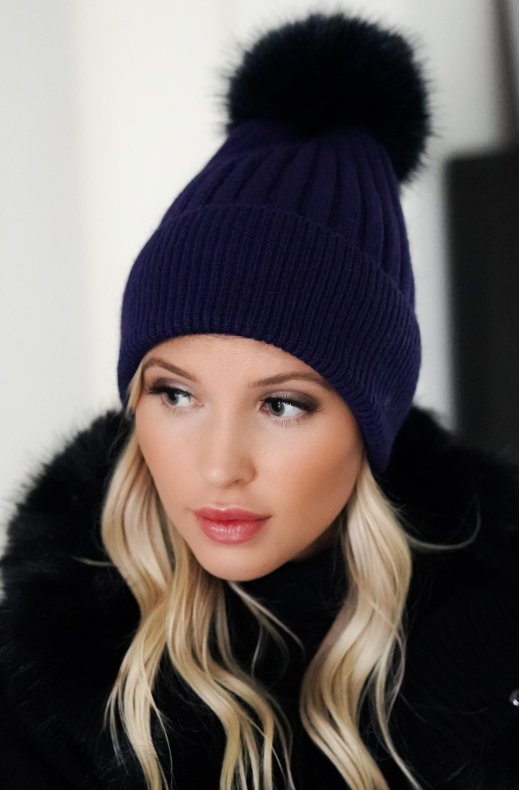 Plain Vanilla - Beanie with faux fur pompom - Navy