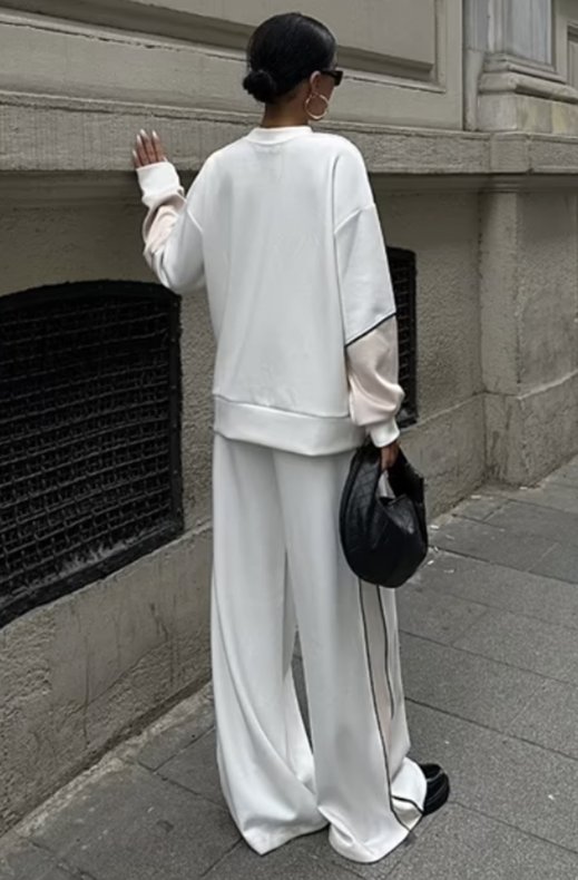 Mixed Brands - Chest detailed Tracksuit SBE12887 - White