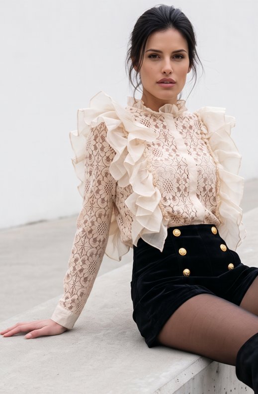 Mixed Brands - High Waist Velvet Shorts with Gold Button W46896 - Black