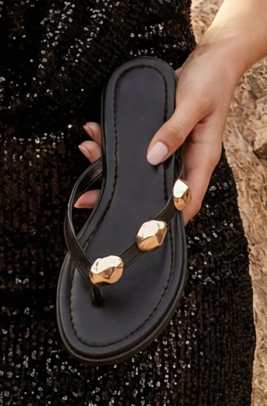 Mixed Brands - Flip Flops with Gold Details LG-8003 - Black