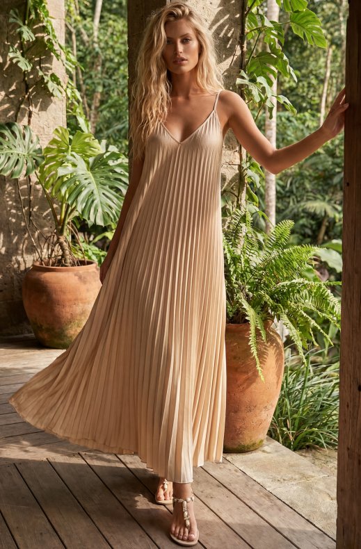 Mixed Brands - Long Plisse Dress 18950 - Beige
