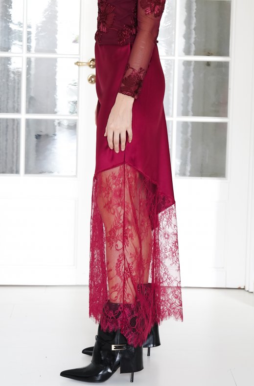 Mixed Brands - Satin skirt with lace 7250 3278- Bordeaux