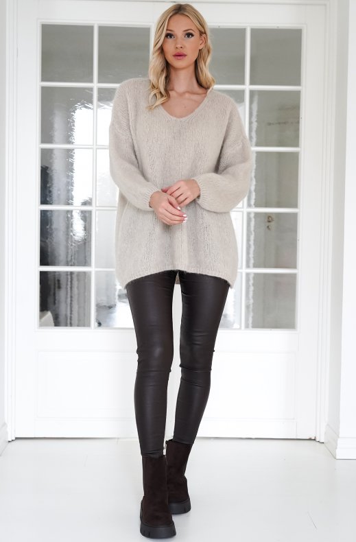 Mixed Brands - Knitted v-neck sweater CM1610 - Beige