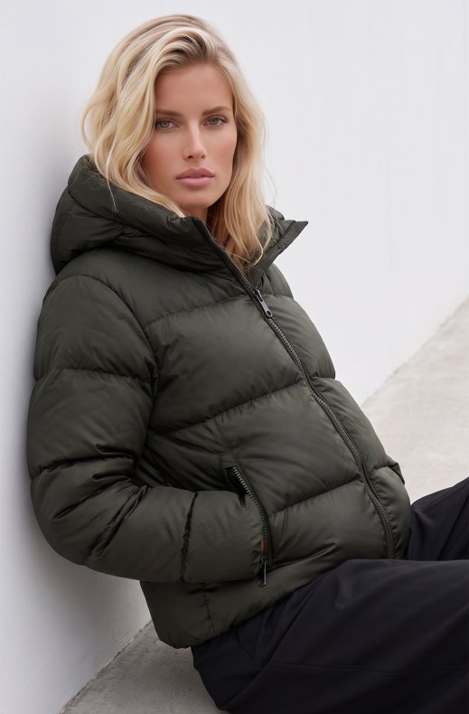 Monel - Val Cenis Short - Dark Green
