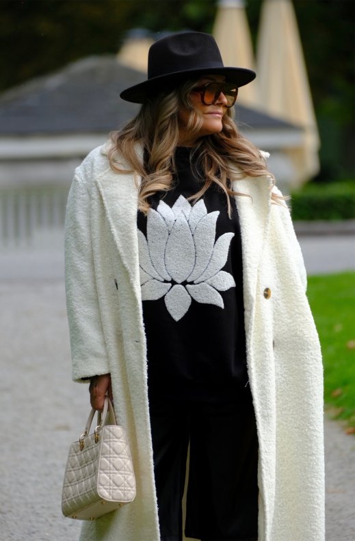 Niiinis x Blond Hour - Lotus Sweater - Black