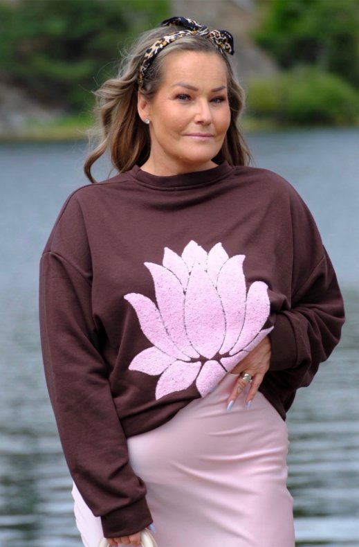 Niiinis x Blond Hour - Lotus Sweater - Choco