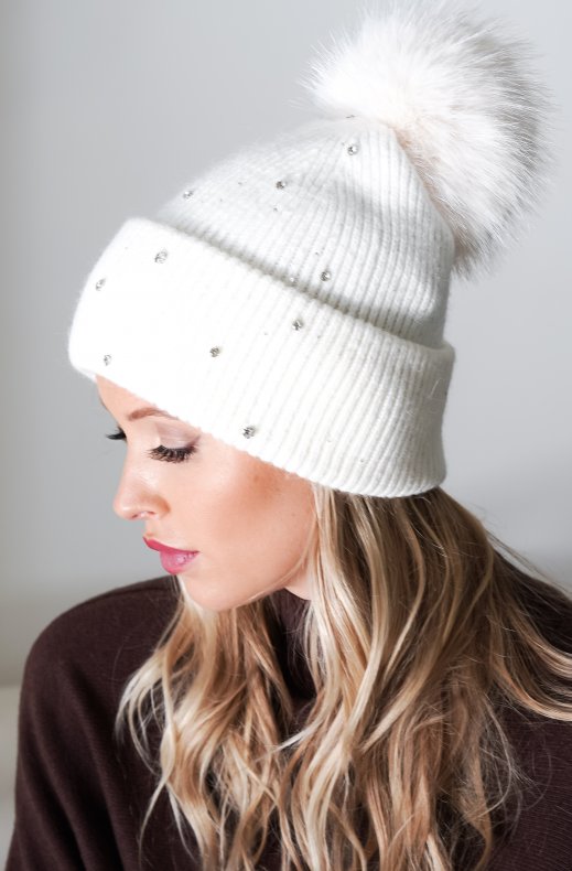 Plain Vanilla - Beanie with rhinestones and pom pom - White