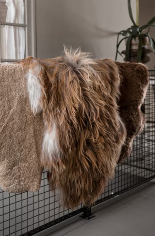 Shepherd of Sweden - Torshaven Långhårigt Fårskinn Moro