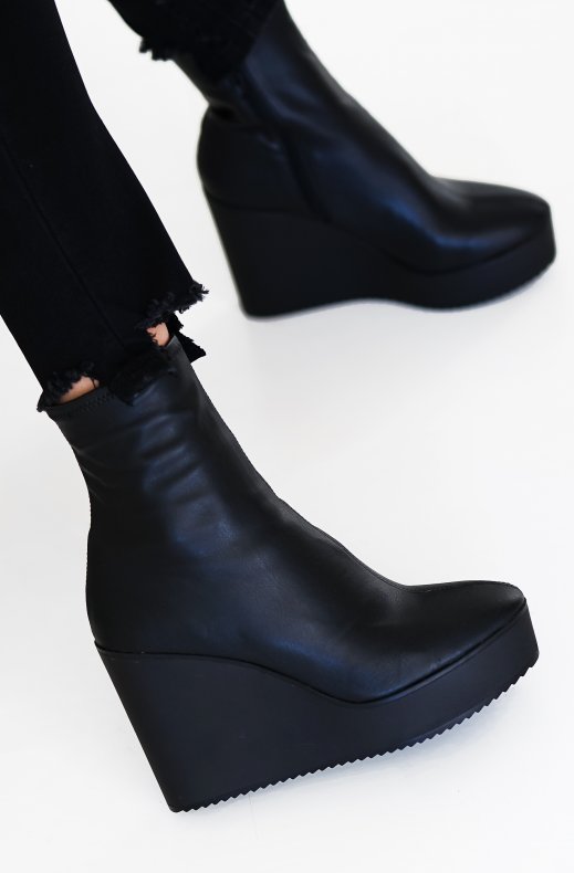 Steve Madden - Jassy Bootie - Black