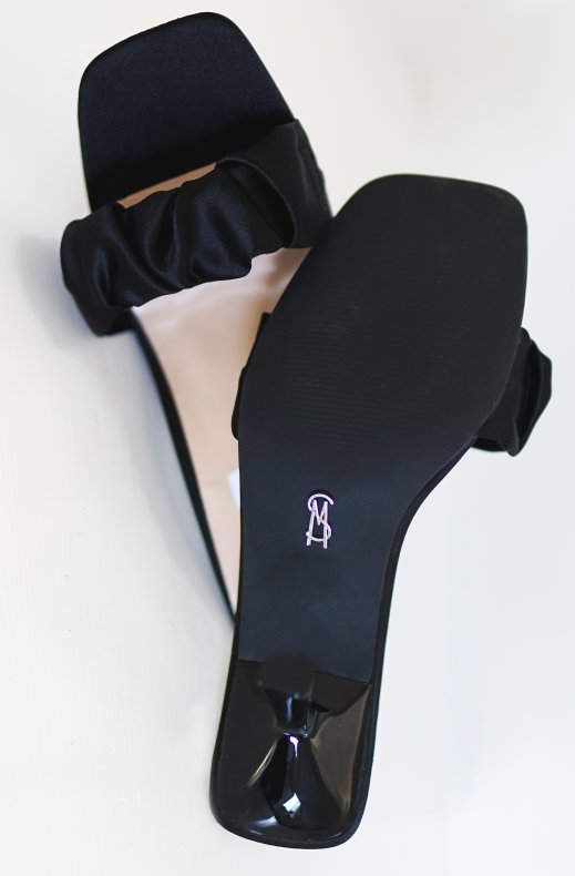 Steve Madden - Truley Black Satin