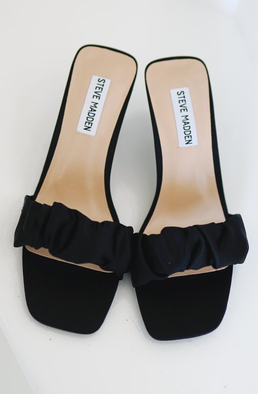 Steve Madden - Truley Black Satin