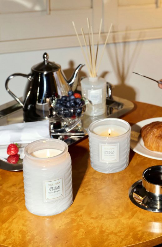 Voluspa - Large Jar Candle V55314 - Vanilla Sunday